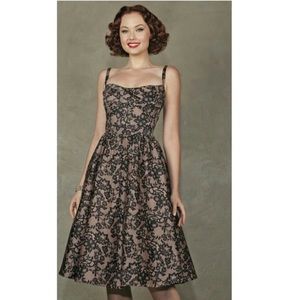 Stop Staring “Jennifer” Swing Dress